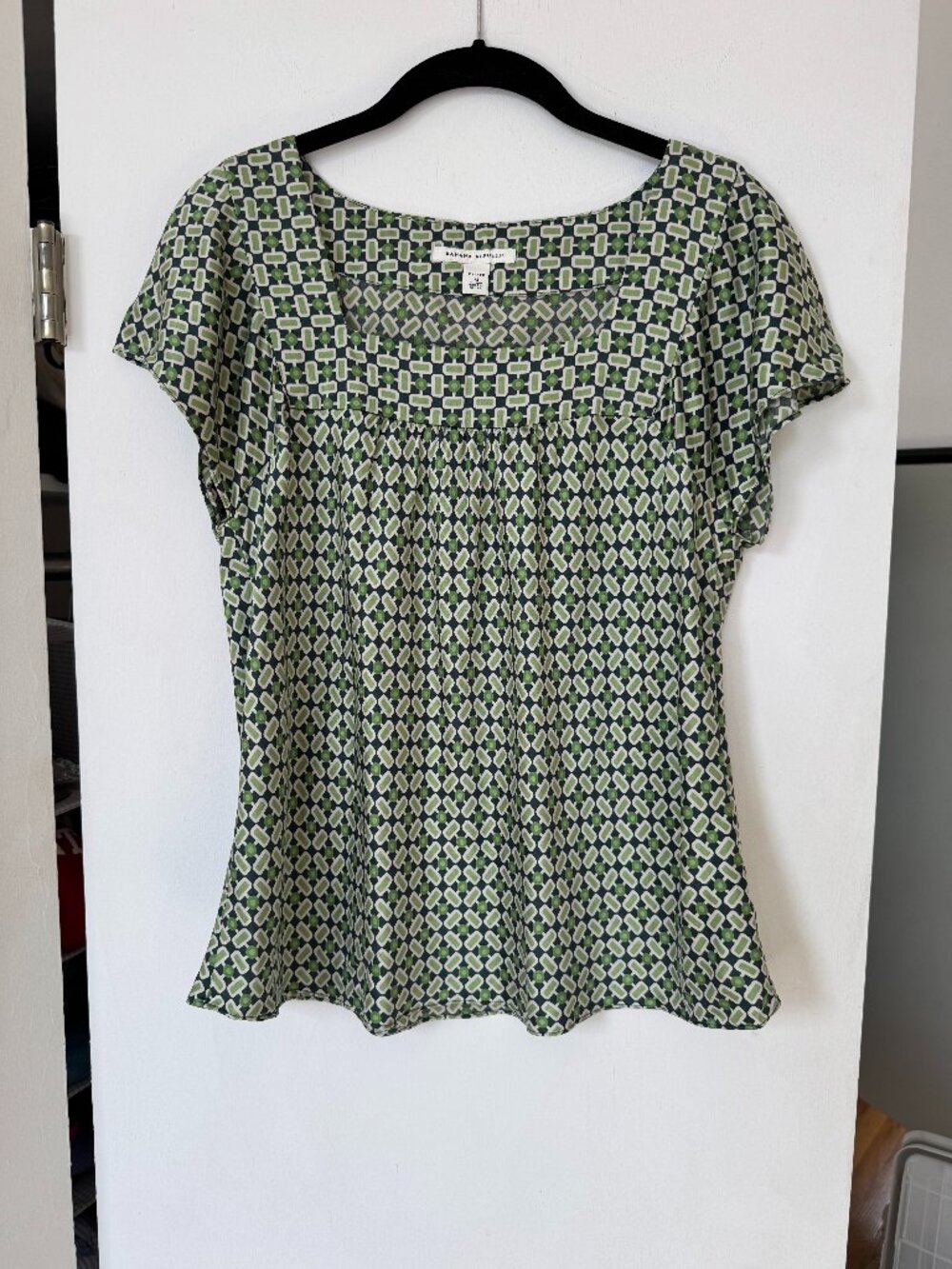 Banana Republic Green Geometric Silk Blouse Petite Medium